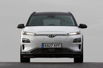 Hyundai Kona El&eacute;ctrico 150 kW (204 CV) Style 64 kWh El&eacute;ctrico Style Todo terreno Chalk White / Phantom Black Exterior Frontal 5 puertas