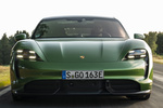 Porsche Taycan Turbo S Turbo S con llantas Exclusive Design Carbono Turismo Verde Mamba Metalizado Exterior Frontal 4 puertas