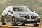 BMW Serie 1 118i M Sport Turismo Storm Bay Metalizado Exterior Lateral-Frontal 5 puertas