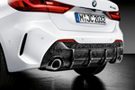 BMW Serie 1 M135i xDrive M135i con accesorios M Performance Turismo Alpinweiss Exterior Posterior 5 puertas