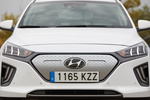 Hyundai IONIQ El&eacute;ctrico 100 kW (136 CV) El&eacute;ctrico Style Turismo Polar White Exterior Frontal 5 puertas