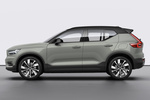 Volvo XC40 P8 AWD Recharge Recharge Todo terreno Verde Sage Exterior Lateral 5 puertas