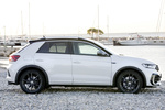 Volkswagen T-Roc R 2.0 TSI 221 kW (300 CV) 4MOTION DSG 7 vel. R Todo terreno Pure White Negro Exterior Lateral 5 puertas