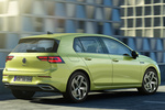 Volkswagen Golf 1.5 eTSI 150 CV Style Turismo Lemon Yellow Exterior Posterior-Lateral 5 puertas