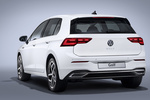 Volkswagen Golf 1.5 TSI 150 CV Style Turismo Oryx white Exterior Lateral-Posterior 5 puertas