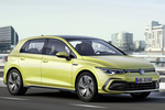Volkswagen Golf 1.5 eTSI 150 CV R-Line Turismo Amarillo Lima Metalizado Exterior Lateral-Frontal 5 puertas