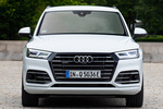 Audi Q5 55 TFSIe quattro-ultra S tronic S line (TFSIe) Todo terreno Blanco Glaciar metalizado Exterior Frontal 5 puertas