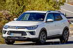 SsangYong Korando D16T 4x4 Aut. Limited Todo terreno Grand White Exterior Frontal-Lateral 5 puertas