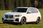 BMW X5 xDrive45e xLine xDrive45e Todo terreno Alpinweiss Exterior Frontal-Lateral 5 puertas