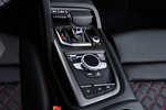Audi R8 Spyder V10 FSI RWD S tronic Spyder V10 RWD Descapotable Interior Palanca de Cambios 2 puertas