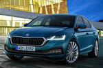 Skoda Octavia 1.5 TSI 110 kW (150 CV) Style Turismo Azul Lava Metalizado Exterior Frontal-Lateral 5 puertas