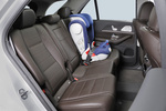 Mercedes-Benz GLE GLE 300 d 4MATIC 7 plazas Paquete Premium Plus Todo terreno Interior Silla infantil 5 puertas