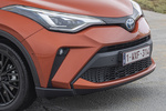 Toyota C-HR 180H Kaji Edition Todo terreno Naranja Kaji / Negro Exterior Frontal 5 puertas