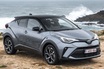 Toyota C-HR 125H Advance Luxury Todo terreno Gris Diamante Bi-tono Exterior Lateral-Frontal 5 puertas