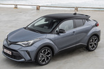 Toyota C-HR 125H Advance Luxury Todo terreno Gris Diamante Bi-tono Exterior Cenital-Frontal-Lateral 5 puertas