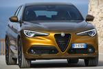 Alfa Romeo Stelvio Gama Stelvio Veloce Todo terreno Ocre Junior GT Exterior Lateral-Frontal 5 puertas