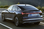 Audi e-tron Sportback 55 quattro Sportback S line Todo terreno Azul Plasma Exterior Lateral-Posterior 5 puertas