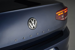 Volkswagen Passat Passat R-Line R-Line Turismo Lapiz Blue Metallic Exterior Emblema marca 4 puertas