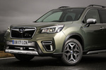Subaru Forester 2.0i Hybrid 150 CV Gama Forester Todo terreno Jasper Green Metallic Exterior Frontal 5 puertas
