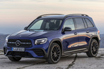 Mercedes-Benz GLB 220d 4MATIC AMG Line con Paquete Night Todo terreno Azul Galaxy Exterior Frontal-Lateral 5 puertas