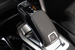Peugeot 2008 PureTech 155 S/S EAT8 GT Todo terreno Interior Palanca de Cambios 5 puertas