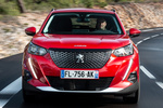 Peugeot 2008 PureTech 130 S/S Allure Todo terreno Elixir Red Exterior Frontal 5 puertas