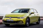 Volkswagen Golf 1.5 eTSI 150 CV Style Turismo Lemon Yellow Exterior Frontal-Lateral 5 puertas