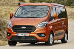 Ford Transit Custom 2.0 TDCi 125 kW (170 CV) Aut. Custom Nugget Veh&iacute;culo comercial Naranja Atardecer Exterior Frontal-Lateral 4 puertas