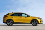 KIA XCeed 1.4 T-GDi 103 kW (140 CV) DCT Emotion Todo terreno Quantum Yellow Exterior Lateral 5 puertas