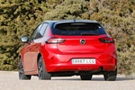 Opel Corsa 1.2T 74 kW (100 CV) Elegance con Style Pack Black Turismo Rojo Incandescente Exterior Lateral-Posterior 5 puertas