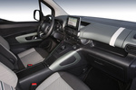 Citroën Berlingo Talla M Puretech 130 S&S EAT8 M Shine (Pack XTR) Vehículo comercial Interior Salpicadero 5 puertas