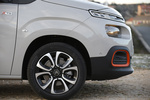 Citro&euml;n Berlingo Talla XL Puretech 130 S&S EAT8 XL Shine (Pack XTR) Veh&iacute;culo comercial Arena Exterior Llanta 5 puertas