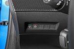Peugeot 208 PureTech 130 S&S EAT8 GT Line Turismo Interior Mandos salpicadero 5 puertas