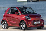 smart fortwo EQ fortwo cabrio EQ fortwo cabrio Descapotable Carmine Red Exterior Lateral-Frontal 2 puertas