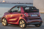 smart fortwo EQ fortwo cabrio EQ fortwo cabrio Descapotable Carmine Red Exterior Lateral-Posterior 2 puertas