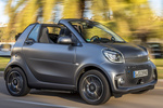 smart fortwo EQ fortwo cabrio EQ fortwo cabrio Descapotable Gris Grafito Exterior Lateral-Frontal 2 puertas