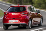 Mazda Mazda2 e-SKYACTIV G 1.5 66 kW (90 CV) M Hybrid Gama Mazda2 Turismo Soul Red Crystal Exterior Posterior-Lateral 5 puertas