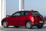 Mazda Mazda2 e-SKYACTIV G 1.5 66 kW (90 CV) M Hybrid Gama Mazda2 Turismo Soul Red Crystal Exterior Lateral-Posterior 5 puertas
