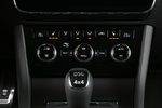 Skoda Superb Scout 2.0 TSI 200 kW (272 CV) DSG 4x4 Combi Scout Turismo familiar Interior Climatizador 5 puertas