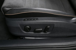 Skoda Superb Scout 2.0 TSI 200 kW (272 CV) DSG 4x4 Combi Scout Turismo familiar Interior Mandos regulaci&oacute;n asientos 5 puertas