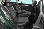 Skoda Superb Scout 2.0 TSI 200 kW (272 CV) DSG 4x4 Combi Scout Turismo familiar Interior Detalle 5 puertas