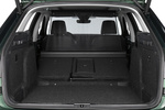 Skoda Superb Scout 2.0 TSI 200 kW (272 CV) DSG 4x4 Combi Scout Turismo familiar Interior Red 5 puertas