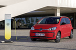 Volkswagen up! 83 CV Style Turismo Rojo Tornado Exterior Toma de recarga 5 puertas