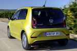 Volkswagen up! 83 CV Style Turismo Amarillo Miel metalizado Exterior Lateral-Posterior 5 puertas