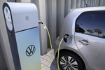 Volkswagen up! 83 CV Style Turismo Plata Tungsteno metalizado Exterior Toma de recarga 5 puertas