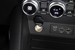 Renault Captur TCe 96 kW (130CV) EDC Zen + Todo terreno Interior Toma de corriente 5 puertas