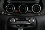 Nissan Juke DIG-T 86 kW (117 CV) DCT7 N-Design Chic Todo terreno Interior Climatizador 5 puertas