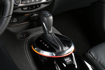Nissan Juke DIG-T 86 kW (117 CV) DCT7 N-Design Chic Todo terreno Interior Consola Central 5 puertas