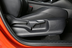 Toyota C-HR 180H Kaji Edition Todo terreno Interior Mandos regulaci&oacute;n asientos 5 puertas