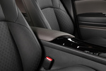 Toyota C-HR 180H Kaji Edition Todo terreno Interior Reposabrazos 5 puertas